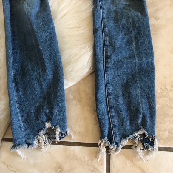 Abercrombie & Fitch Midrise Super Skinny Ankle Jeans - Picture 10 of 11